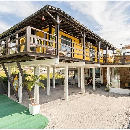 Pousada Container Amarelo Palhoça Exterior foto